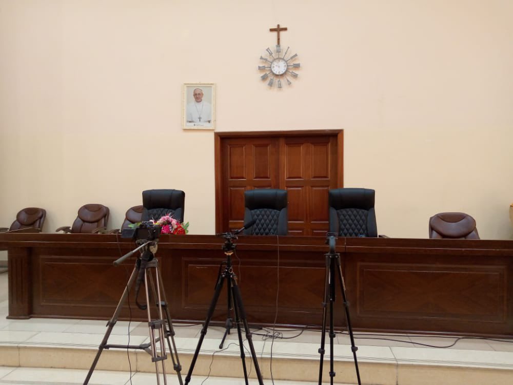 #RDc Mise en place terminée pour la Conférence de presse conjointe CENCO-ECC