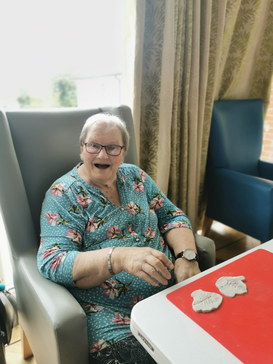 Residents at Carrickfergus Manor have been busy making hanging plaques to decorate the home 🎨 

They pressed a range of textured items into clay to create the beautiful finished products. The smiles say it all! #residentialcare #arttherapy