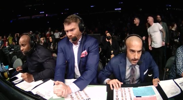 Paul Felder is feeling every part of that gulliotine by Brian Ortega
 
DC is witnessing a murder 

Anik is about to jump into the octagon and stop the fight https://t.co/QBXT22ZUNY