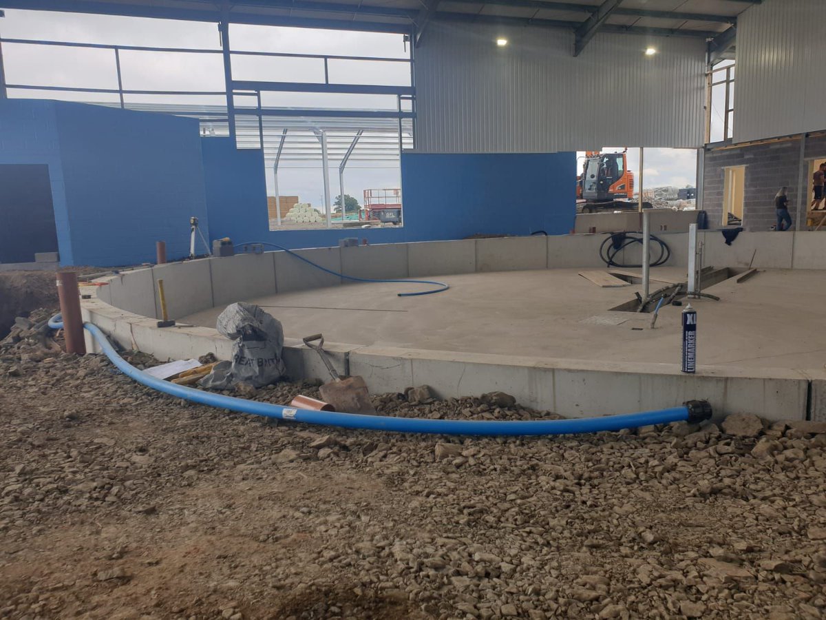 More images from our  <a href="/DeLaval/">DeLaval</a>  E300 64 point rotary being installed in Oswestry. 😁  <a href="/DeLaval_UK_IRE/">DeLaval_UK_IE</a>