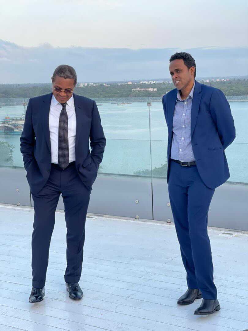 Happy birthday Mzee wetu jakaya kikwete Mzee wa msoga upo na kijana wako Hussein Bashe 