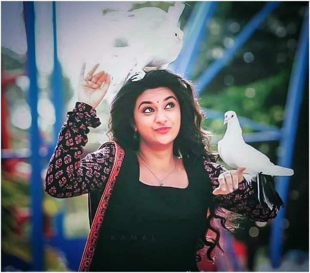 Dharmadho's tweet photo. Kaaavyaaaa๐๐
@KeerthyOfficial #KeerthySuresh
#5YearsOfRemo https://t.co/qNGWm9H8Zk