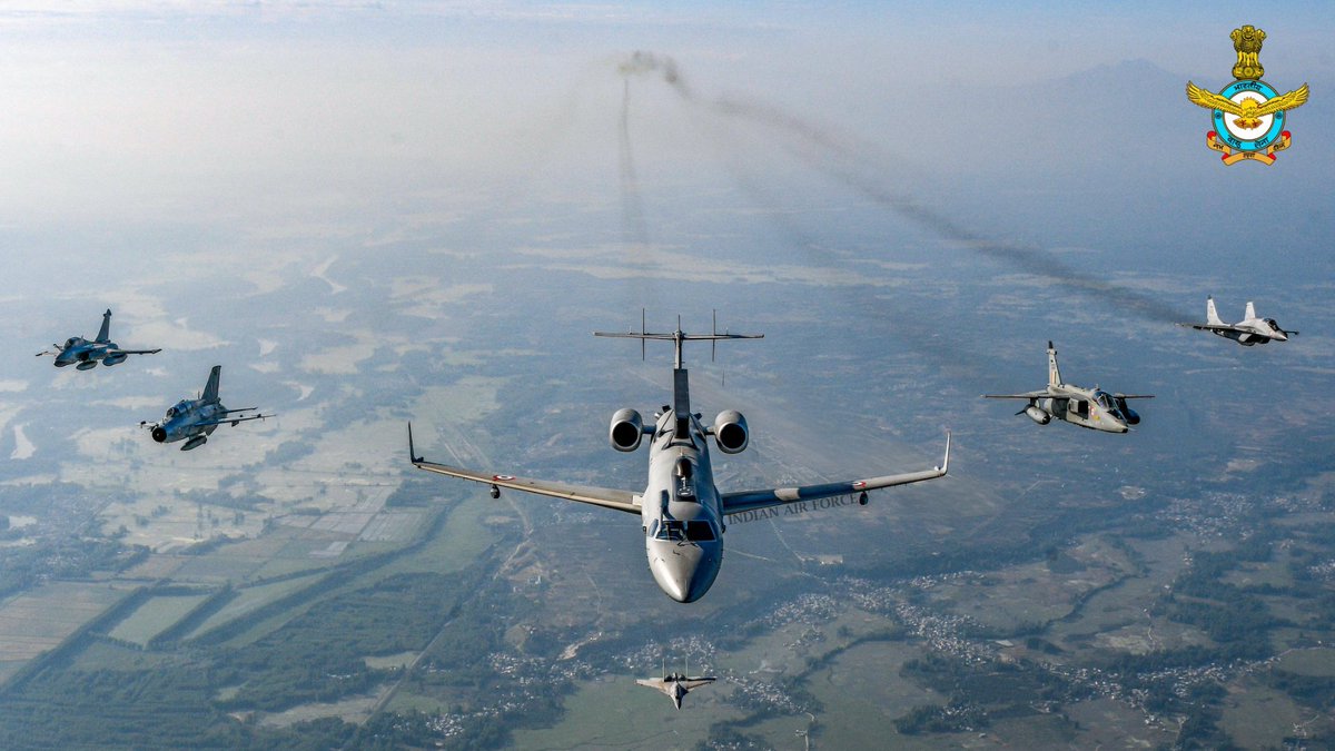defencestudy8's tweet photo. #NetraMk1

Image Credit: @IAF_MCC https://t.co/FXw6GDi8qR