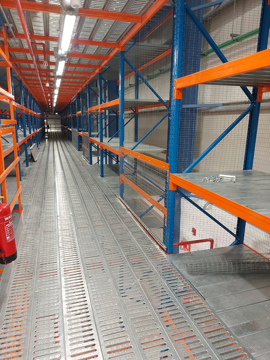 arcoma_ksa's tweet photo. #Arcoma #storage ##warehouse #WarehouseRacking
#sloutions #drive_in
#pallet #rack
#pallet_rack
🇸🇦💚🇸🇦💚🇸🇦💚🇸🇦💚🇸🇦💚
من مشاريع #اركوما #رفوف_اركوما
#صُنع_في_السعودية
#اركوما_حلول_التخزين_والمناولة
نظام تخزين #طبليات #بالت_راك
#درايف_ان #ارفف https://t.co/N7bB5DzGtu