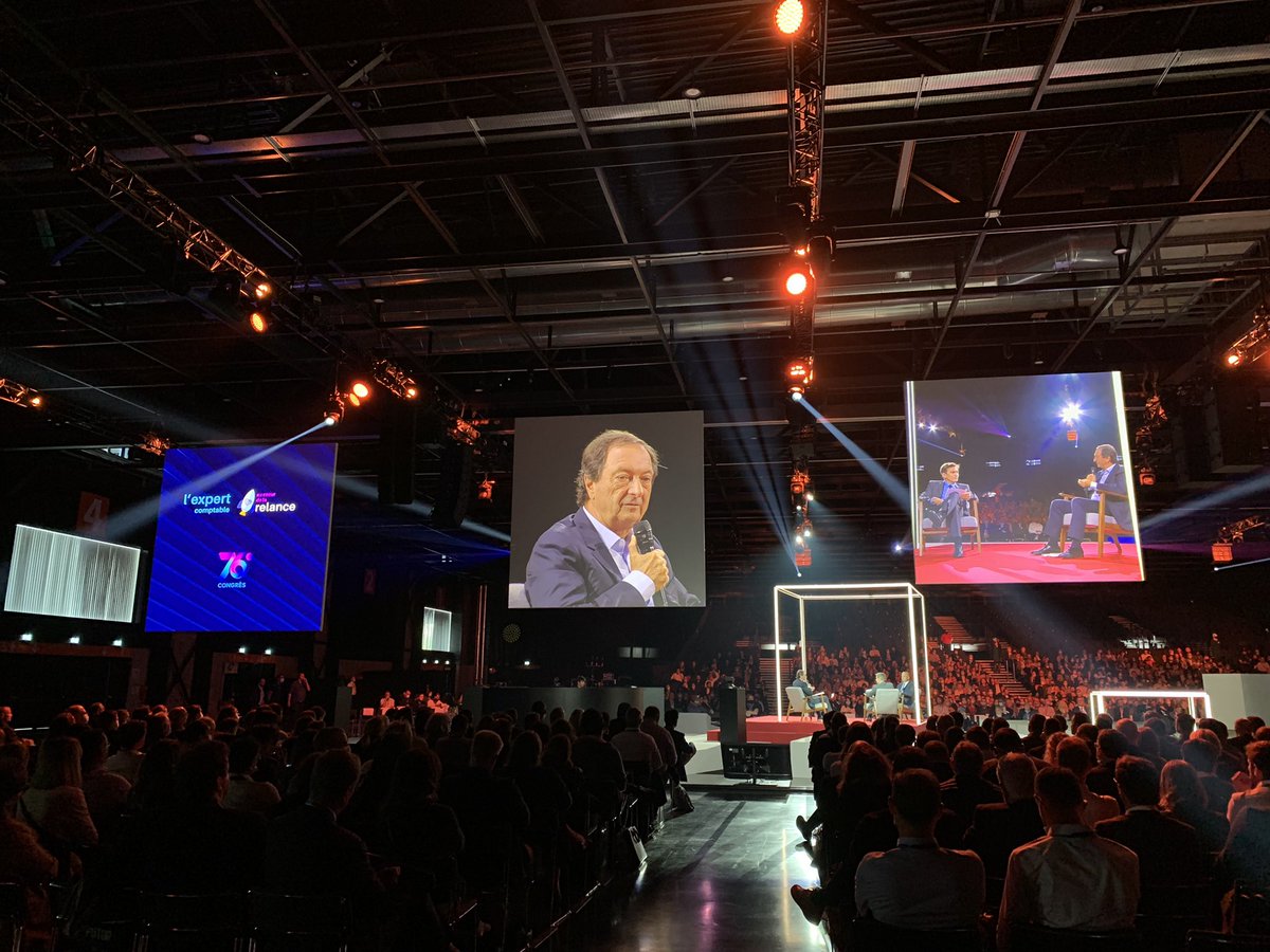 Ladamedavid's tweet photo. Témoignage de @Leclerc_MEL avec @LionelCanesi lors du 76e #CongresOEC sur la vision des entreprises de demain @Experneo @ExpertsBehappy #happybusiness https://t.co/JZ76fu4opm