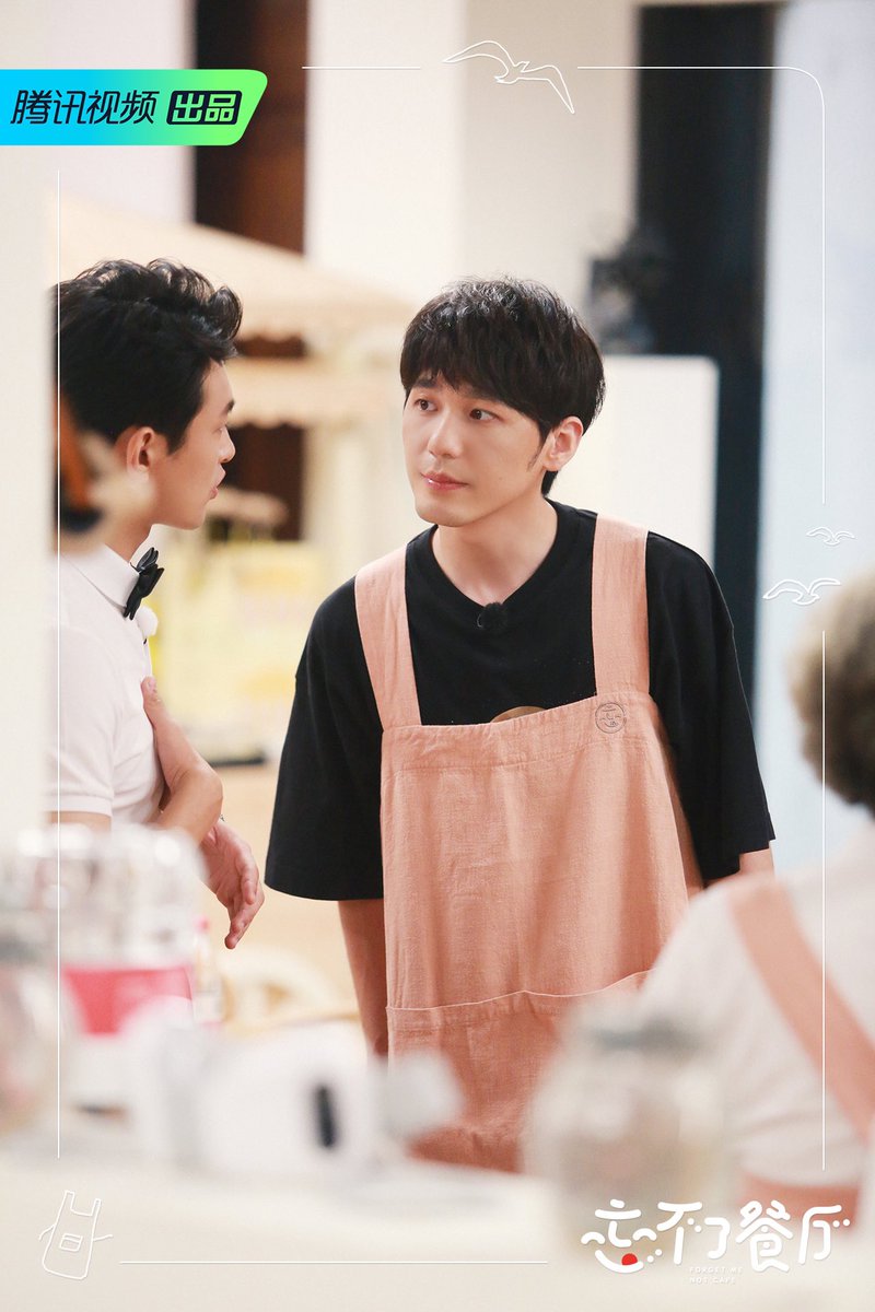 baiyu_updates's tweet photo. 15/09/2020•Bai Yu for Variety Show #ForgetMeNotCafe
ฅ^•.ﻌ•^ฅ #白宇 #BaiYu #백우 #ไป๋อวี่ https://t.co/yVZM2JbobY
