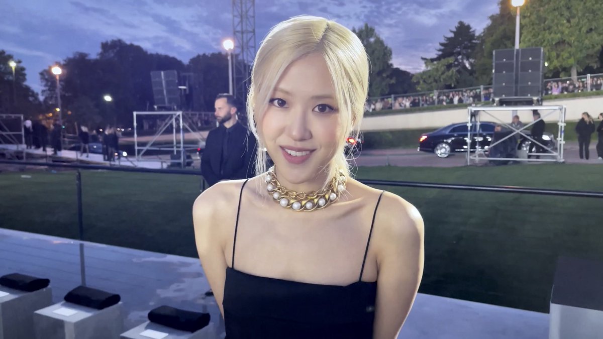 rseblooms's tweet image. 