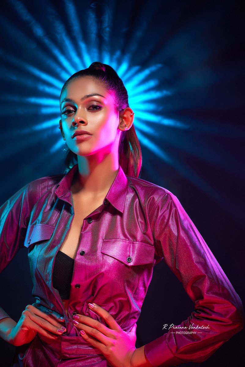 GodoxGlobal's tweet photo. How to create a Funky party kinda look？
Prasana Venkatesh used #S60 with a projection attachment&amp; Gobo to create the light rays☀️
A SL200 with a beauty dish+grid was used as key light, on either side of the model he used #LC500R, one in Cyan color, another in Pink #godoxlight https://t.co/eB2nXRyoru