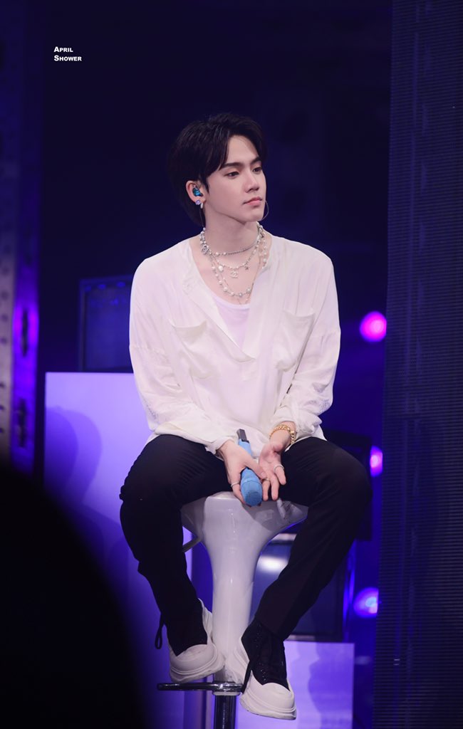ًhyunsuk 🌷 tweet media