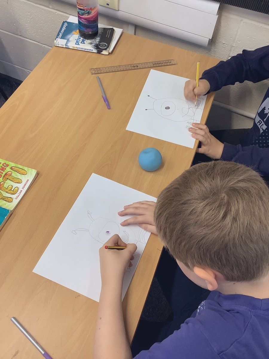 StSebastiansPr1's tweet image. #STEMFestinSpace We have some cosmic Aliens, that are ready to join the fleet! 🪐