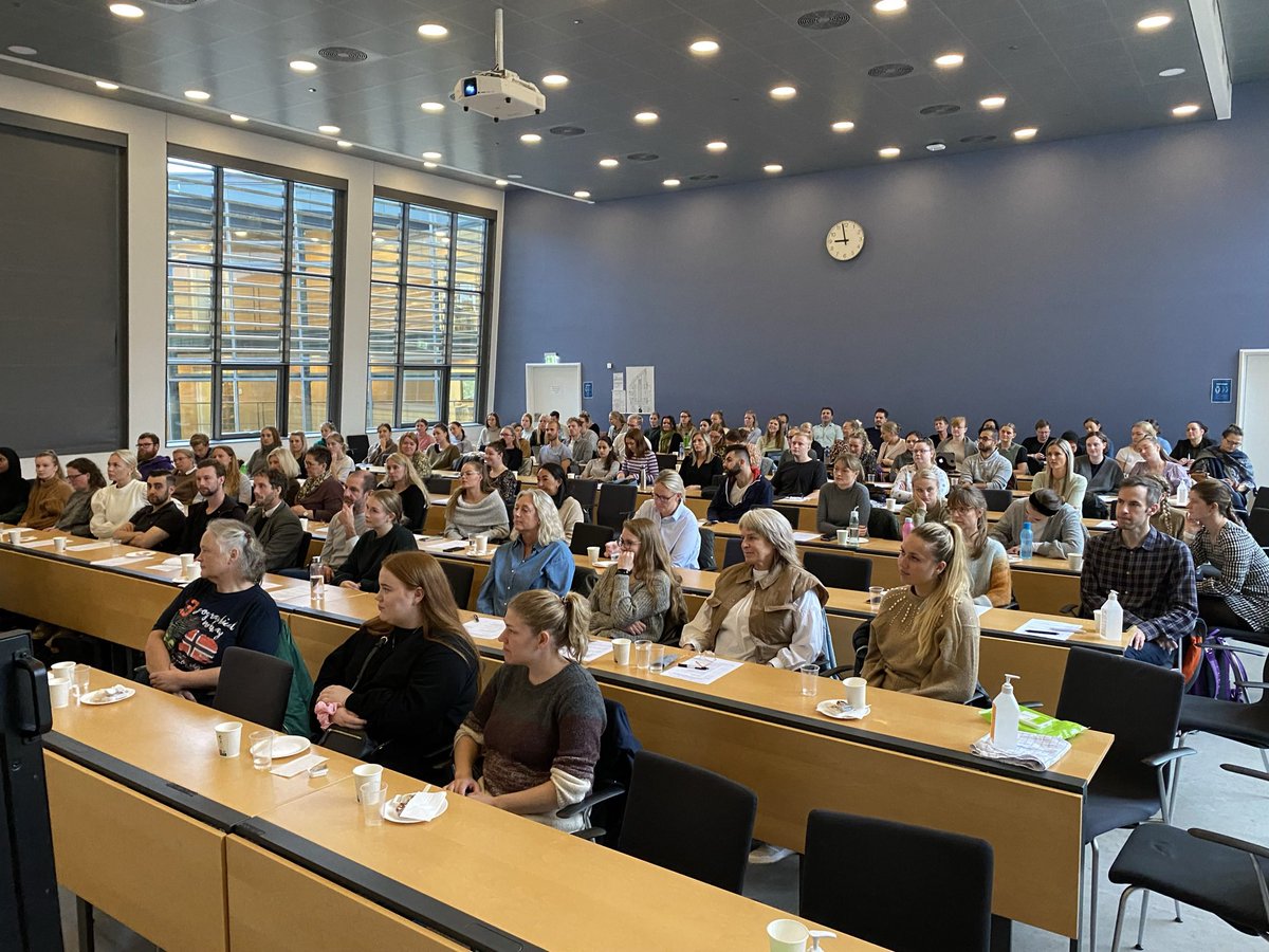 God oplevelse med central introduktion for nyansatte medarbejdere på Aalborg UH. 41 sygeplejersker, 10 social- og sundhedsassistenter, 31 læger og mange andre faggrupper. Velkommen til alle!