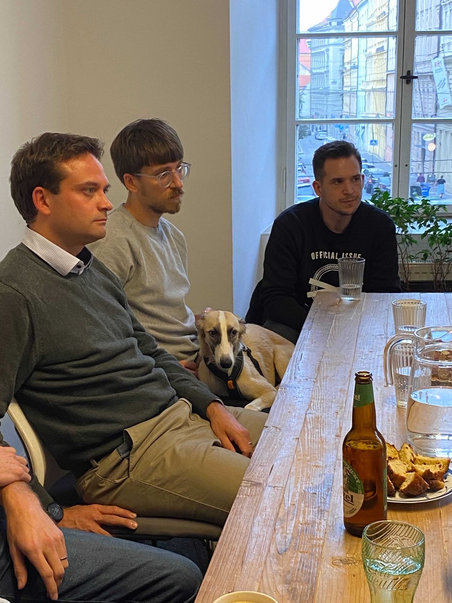 Ecomailcz's tweet photo. Na prvním #Mastermind s @freelo na téma expanze jsme přivítali zástupce z @madebywhalebone, @AffilBox, @CDN77com, Twigsee, @monitoracz, @LeadyCom, @SignatureSatori, @mailhuntcz, https://t.co/ixqcLaONyz, @solidpixelscz💡 Díky za účast a skvělou diskuzi! Jaké téma dáme příště? 🤩 https://t.co/cz13taSdSJ