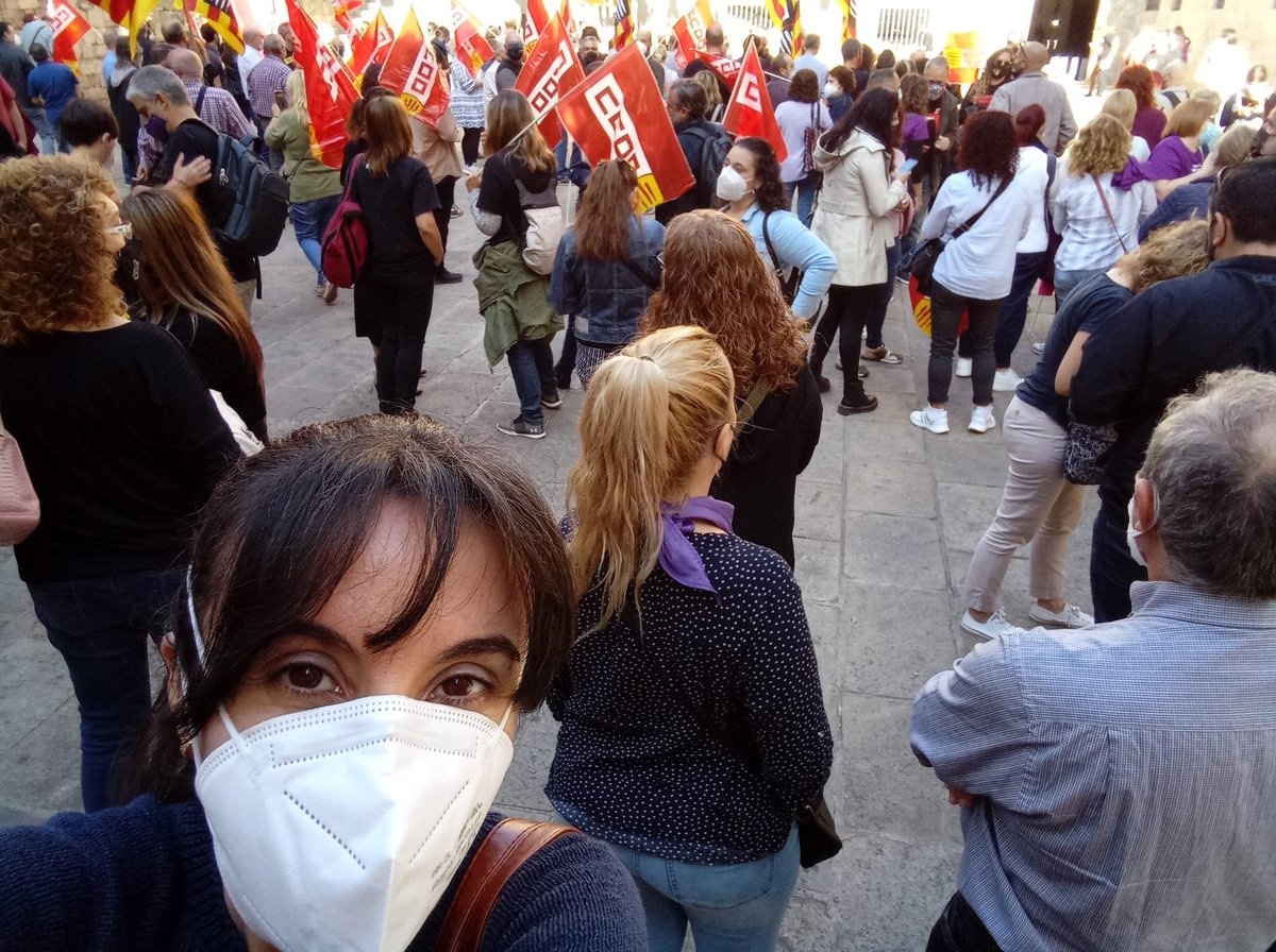 SanitatBllapag's tweet photo. Día internacional del treball digne #ccoo #sanitat #bllapag https://t.co/BQEiU7EoNO