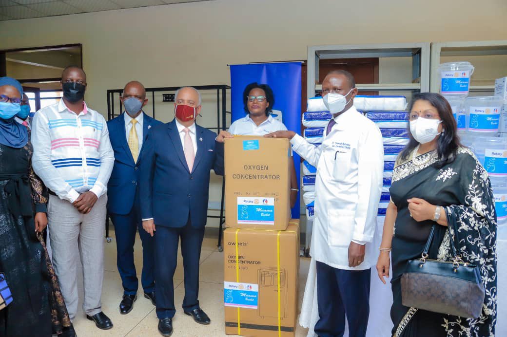 mchpd9213's tweet photo. During his visit to Uganda, the @Rotary President @Shekhar_Rotary joined Rotarians in @rotaryd9213 to launch the Maternal and Child Health Program at Kawempe Hospital. This is the focus project of @dgmagezijohn this Rotary year. #RotaryMCHProgram https://t.co/Ol3X3Hp4EC