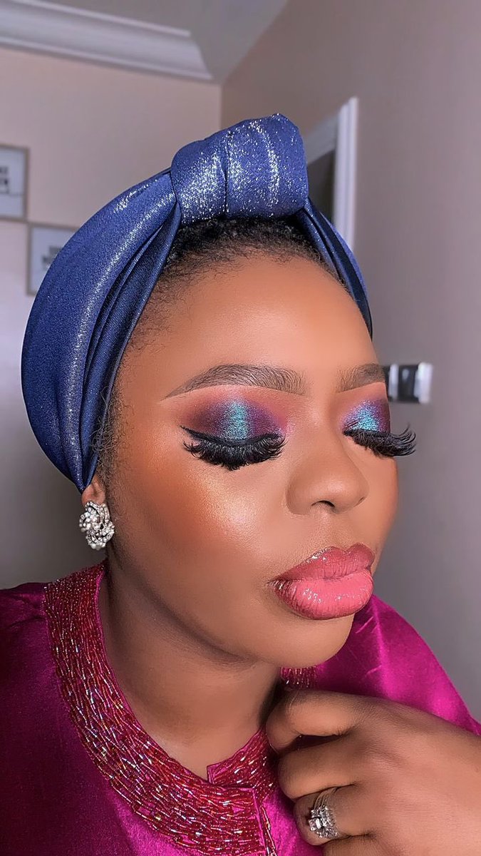 Another beautiful and flawless glam with our amazing client..😍😍…always a pleasure having you sit on our chair ma’am…trust me, we love returning client and you top our list today…we celebrate YOU ma’am.