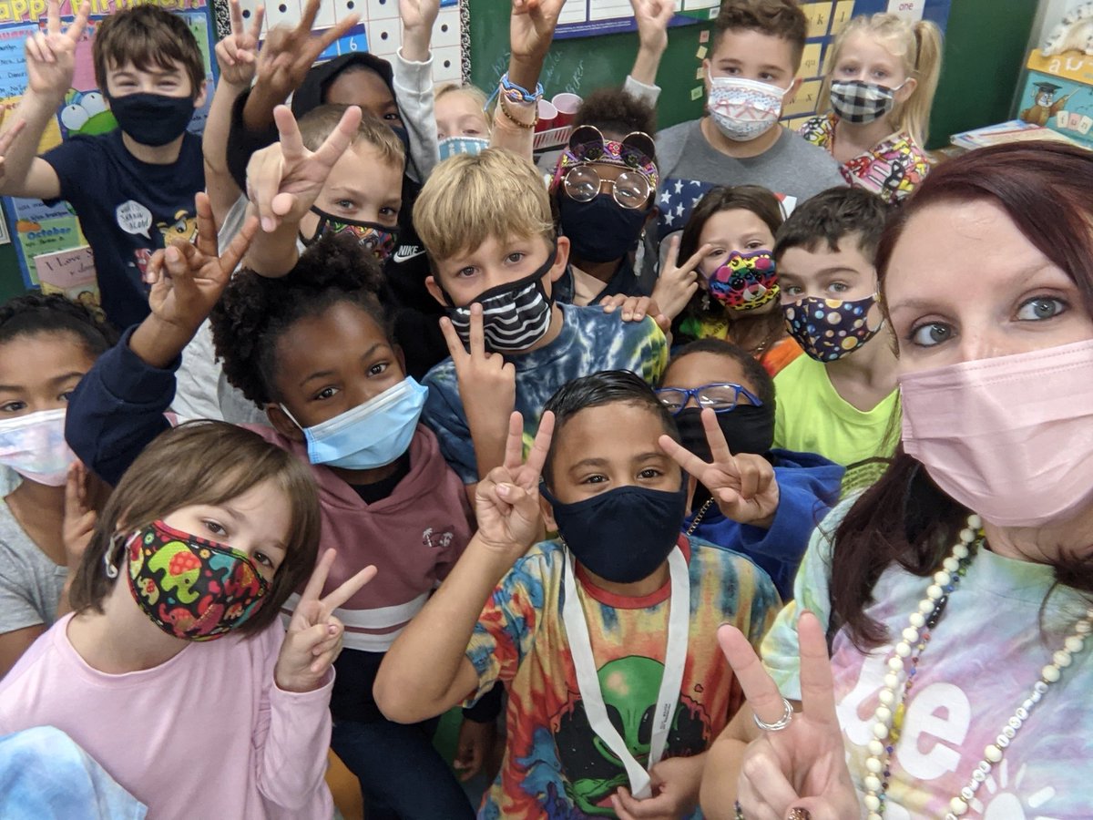Feeling groovy on hippie spirit day ☮️ #wyproud