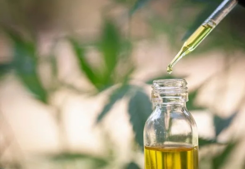 CdpChrysalis's tweet photo. The first medicinal cannabis product provided through the HSE will be available to patients from October, 
The HSE said that CannEpil, a cannabidiol (CBD) based medication is part of its Medical Cannabis Access Programme (MCAP).
https://t.co/oVOjSrGxcC
#cannepil #cannabidiol
#hse https://t.co/mP4qufAzgn