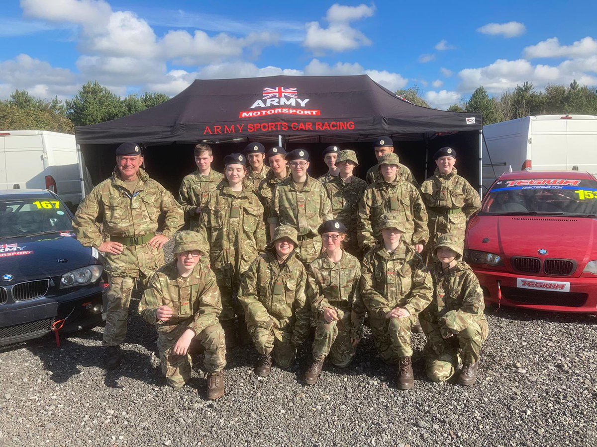 UtcwCcf's tweet photo. Great to see Year 10 @UTCWarrington Cadets taking part in the army STEM day. @CCFcadets @ctt_nw @75EngrRegt https://t.co/HeEOYegeC8