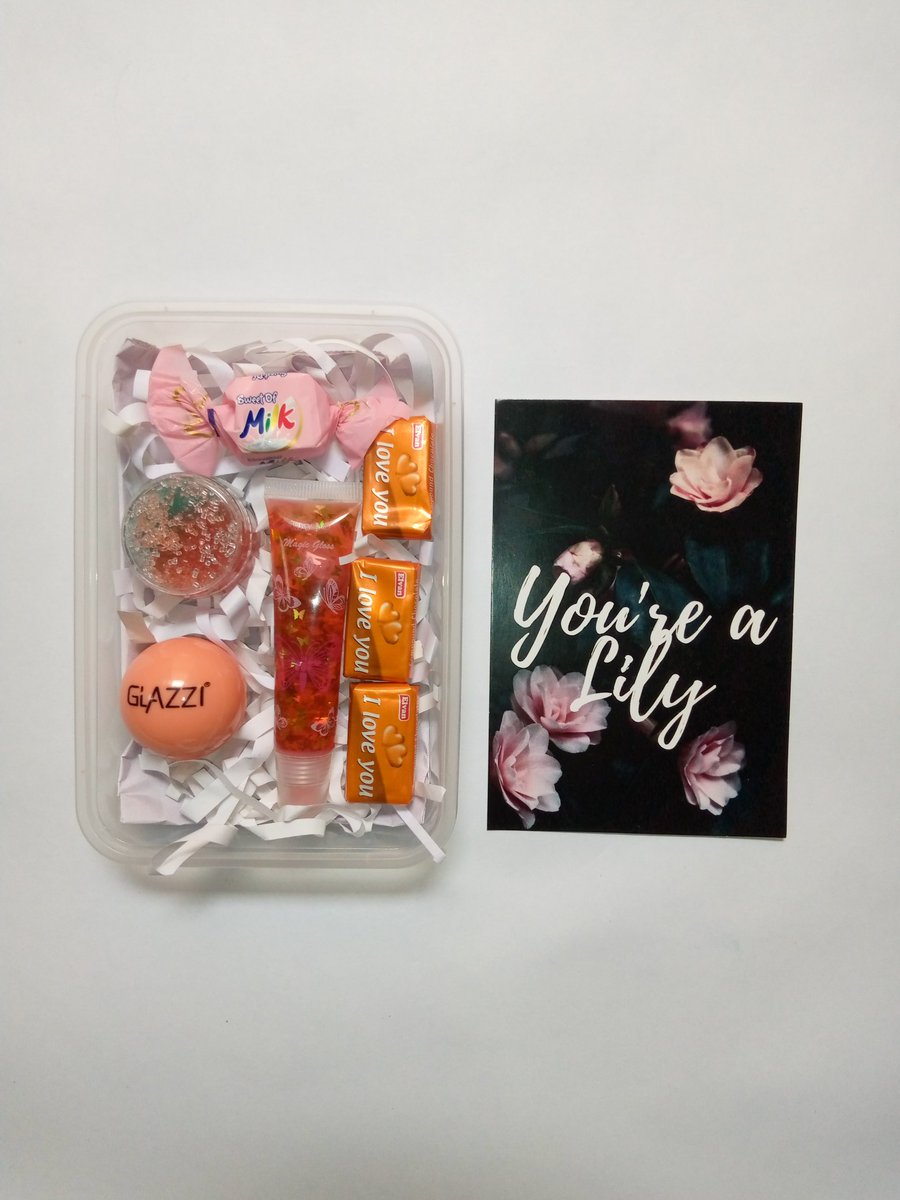 whitegiftco's tweet photo. Have popping lips all day with our lipgloss bundles#lipgloss #lipglossaddict #lipglossuganda #lipgloss #lipsthatgrip 
Call /whatsapp 0704453947 to purchase https://t.co/hb6Asy4RCv
