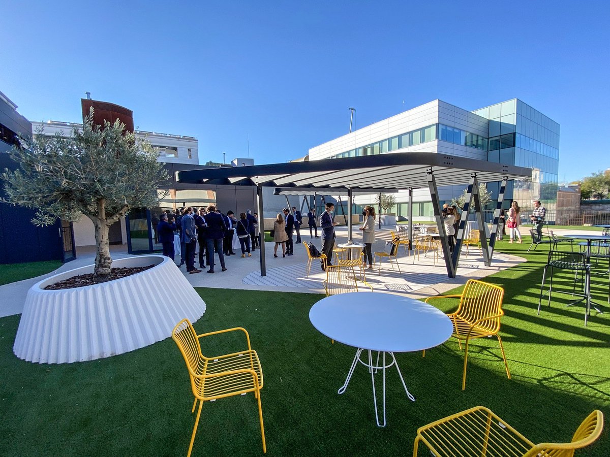 CBRE_es's tweet photo. Esta mañana hemos presentado el edificio Albarracín 34 Edificio B a los agentes del sector. Propiedad de @BentallGreenOak, está situado en #Madbit, la zona más de moda ahora mismo en #Madrid.

Más info del edificio: https://t.co/C9DaqFFYSQ https://t.co/vAieM3jL8R