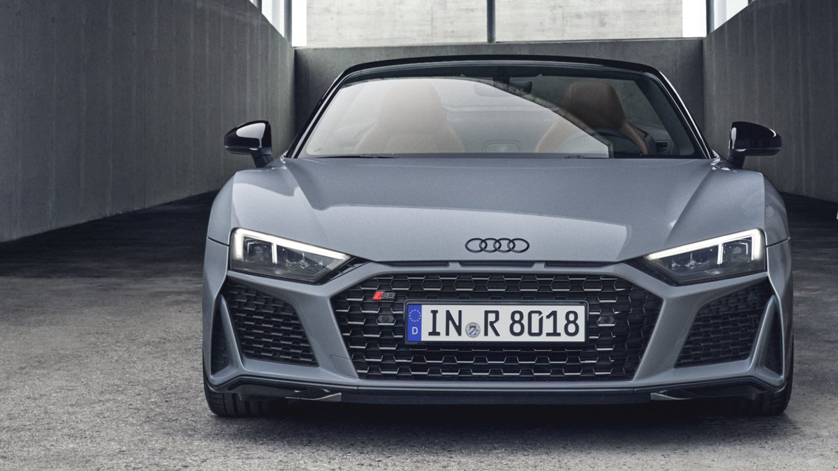 AudiOfficial's tweet photo. For sheer driving pleasure. The Audi R8 Spyder V10 performance RWD gives dynamics a new expression.

#Audi #R8 #spyder #PerformanceIsAnAttitude https://t.co/6cyWCOg8Kk
