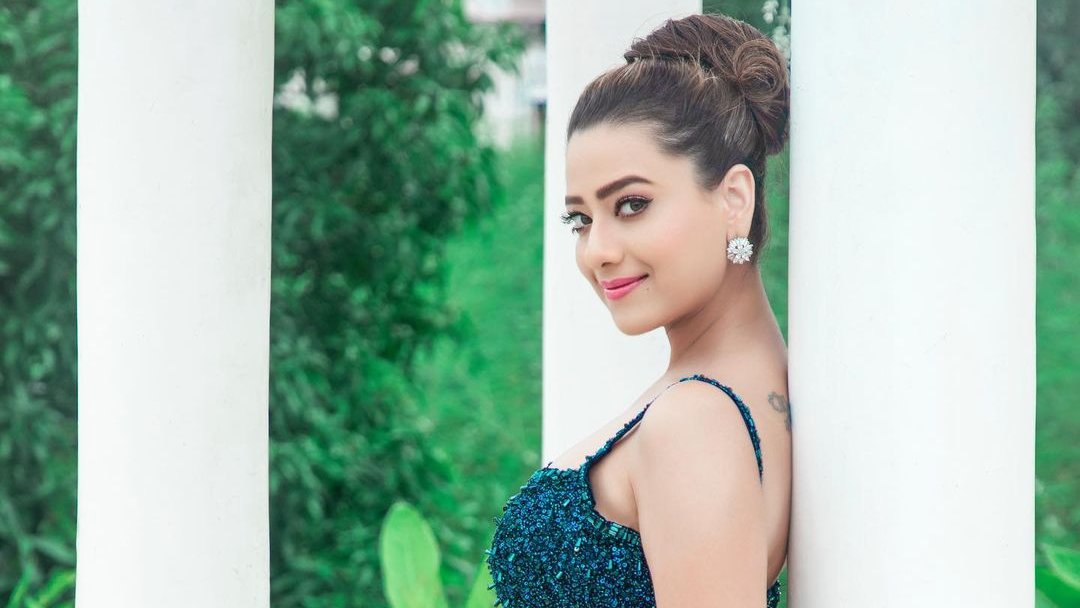 Exclusive - #Tellyblazer: Madalsa Sharma: Social media is a medium these days where people have all the liberty and freedom to just see somebody's life at the click of a button

Read more here: bit.ly/3Al2bn4