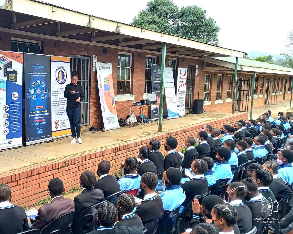 analytical_edu's tweet image. Analytical Thinkers empowering Grade  9  learners at Georgetown High School on the  importance  of  Science,  Technology,  Engineering  and  Mathematics while they are still at school

Thank you Empowering Youth for inviting us to this amazing program💫
#grade9 #careerprogram