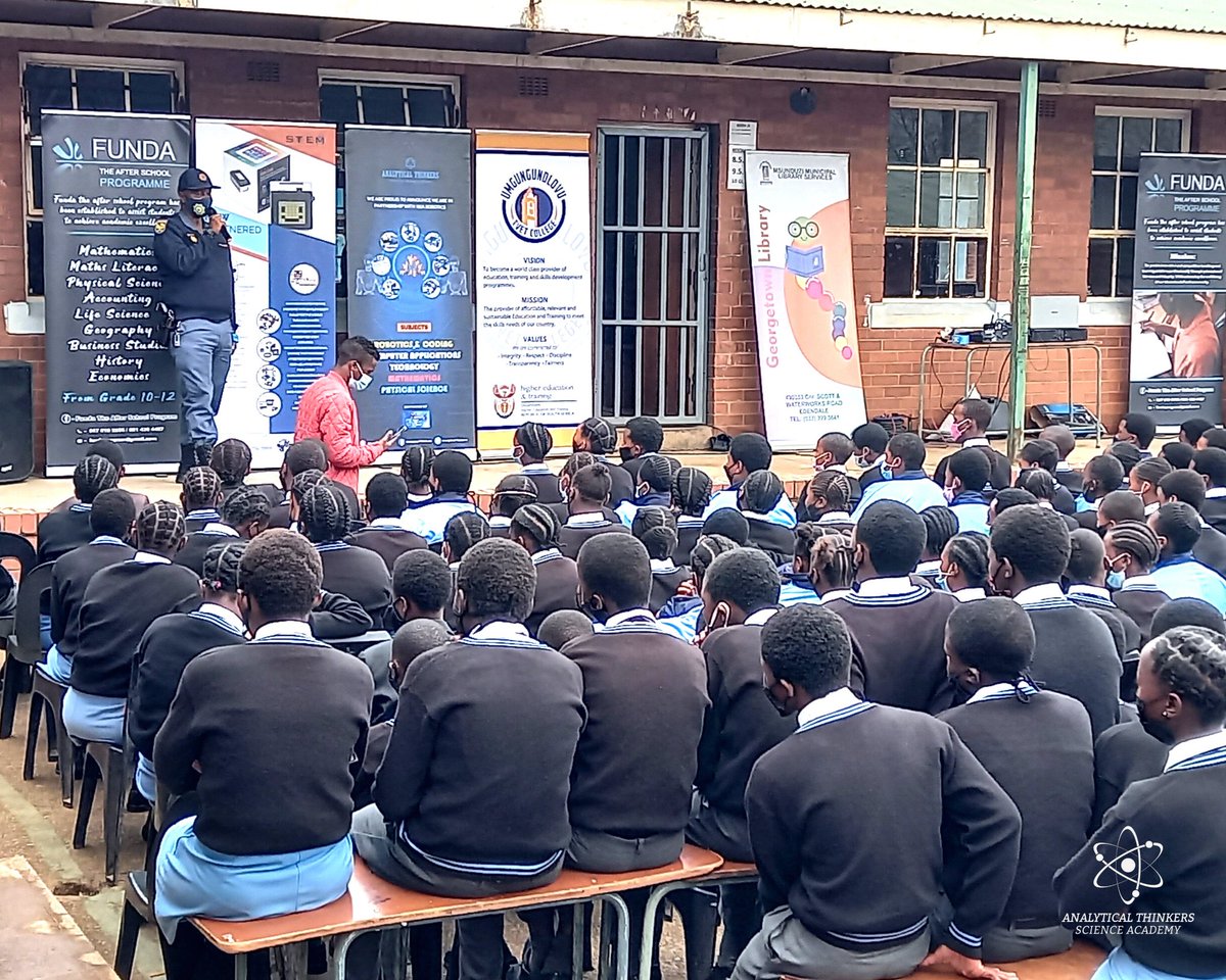 analytical_edu's tweet image. Analytical Thinkers empowering Grade  9  learners at Georgetown High School on the  importance  of  Science,  Technology,  Engineering  and  Mathematics while they are still at school

Thank you Empowering Youth for inviting us to this amazing program💫
#grade9 #careerprogram