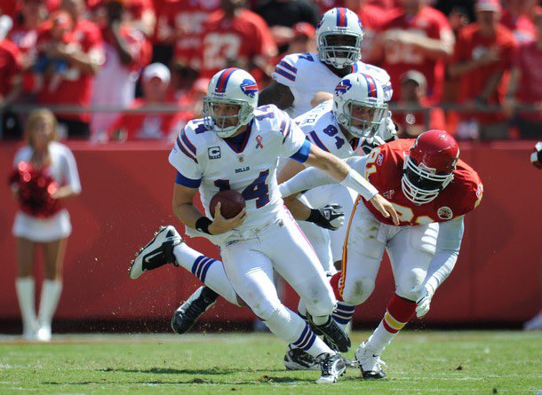 First time Buffalo wore white on white with the new white helmets was against the Chiefs in 2011, week one. They won 41-6 💪 #goodjuju