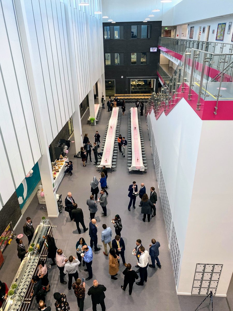 AstudioArch's tweet photo. We had a great evening at the reopening of The Royal Greenwich Trust School last night.
The redevelopment converts the former Greenwich UTC site from 600 students (aged 14-19yrs) to a Secondary School for 950 pupils (including 200 sixth form places) https://t.co/OnebcfuG6p