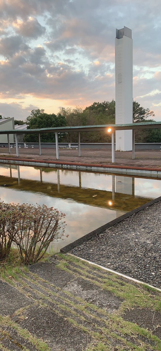 Ｂａｓｋ１０月号発行しました！！
日本画／彫刻棟 展覧会情報コーナー、デザイン棟、芸術学棟、学食２Ｆ、図書館カウンターに配置しています！
是非お手に取ってご覧下さい🍃🧃🍃 ✦ .∘