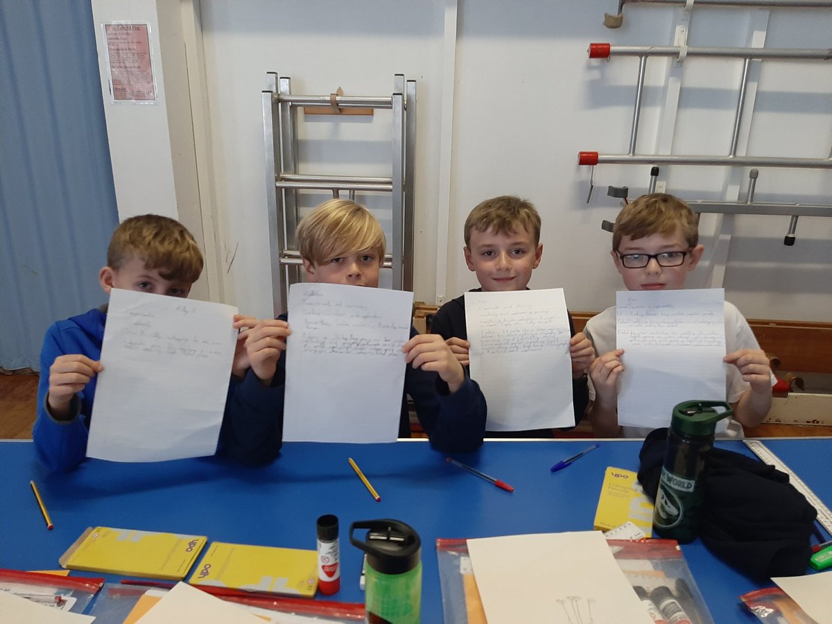 StAndrewsCoE's tweet image. Year 5 have been creating space poems through an interactive workshop with STEMfest. We can&apos;t wait to see the finished products!  @LDSTEducation #STEMFestinSpace