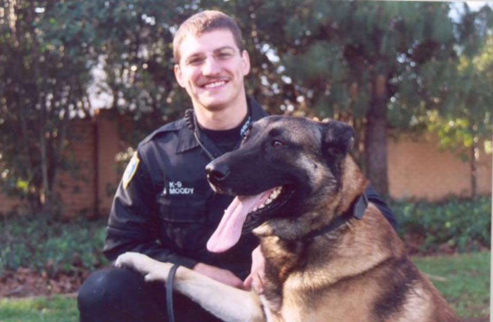 Honoring K27, Officer Bradley Alan Moody: EOW, October 7, 2008. facebook.com/18959905772240…