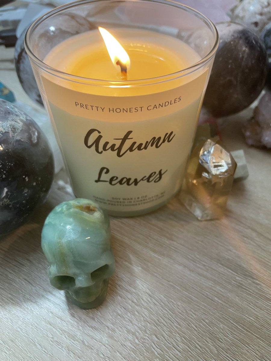 n_saunders's tweet photo. It’s candle season! Adding a little joy to my desk today and getting shit done! 💪🏼 https://t.co/0EV6hC7Pem