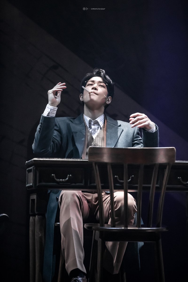 lemon_cheddar's tweet photo. 211007 뮤지컬 미인
스페셜커튼콜 § 꽁초
강산 #박영수 배우님 https://t.co/sPsq7FWM7U