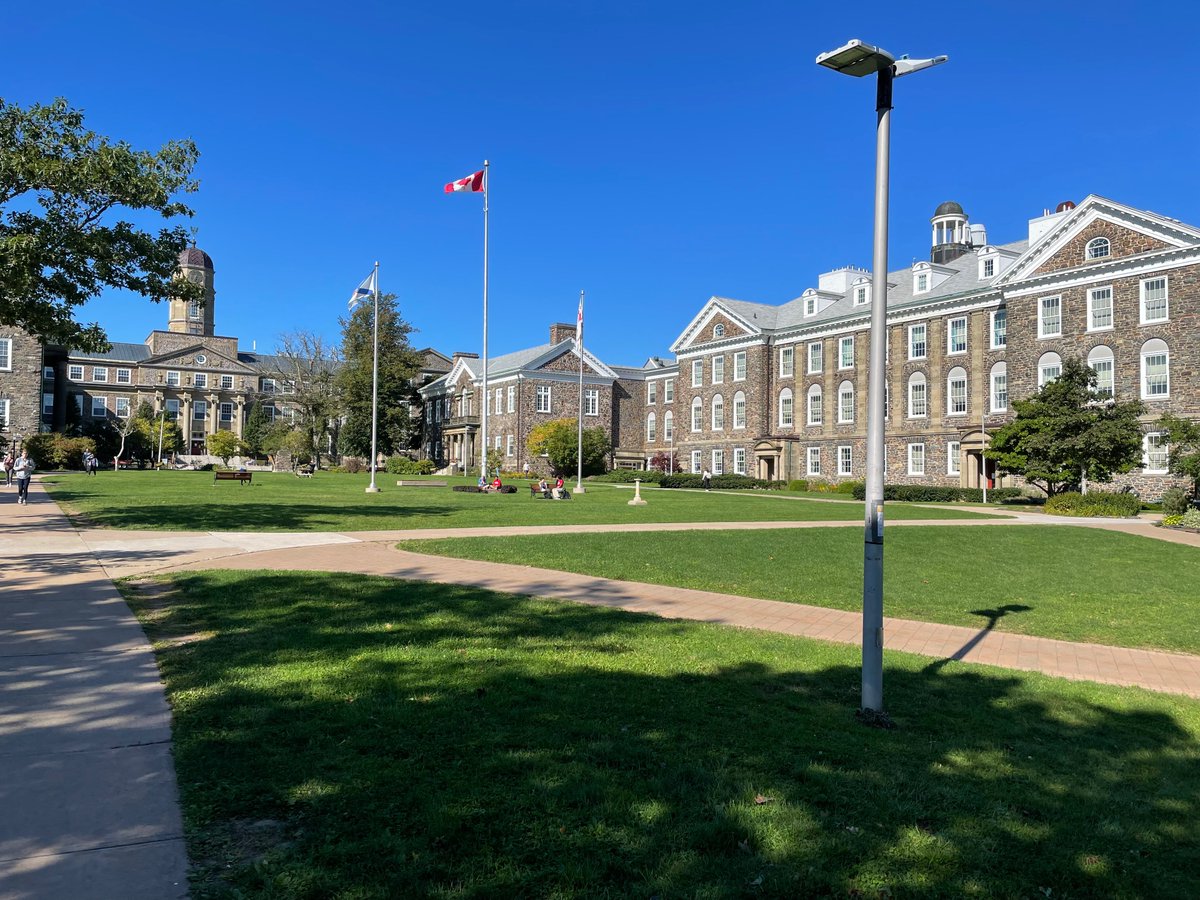 Funded PhD positions at <a href="/SMART_Dal/">SMART Lab@Dal</a> of <a href="/DalhousieU/">Dalhousie University</a> 
If you see your research career in software engineering and applied ML + NLP for SE, consider expressing your interest for the positions using this form: forms.office.com/r/yb6kN4tShQ 
#phd #phdpositions #se #ml4se