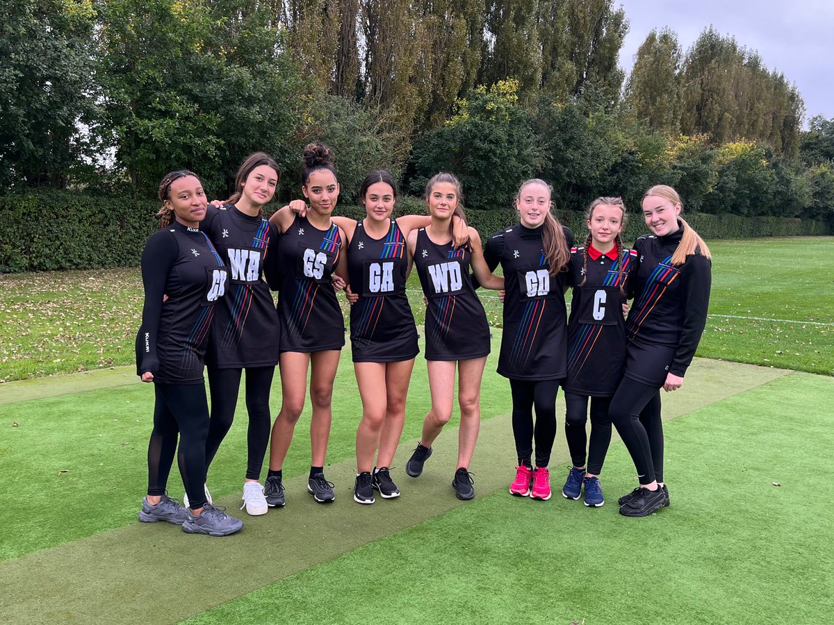 RiddlesdownPE's tweet photo. What a great afternoon for our U14 and U15 Netballers🏐 at the Surrey Schools Tournament. The girls did so well showing true resilience from the start and represented the Collegiate fantastically, well done girls 👏 #proud LOTD - Kaya and Azariah https://t.co/Nr6yxY76kS