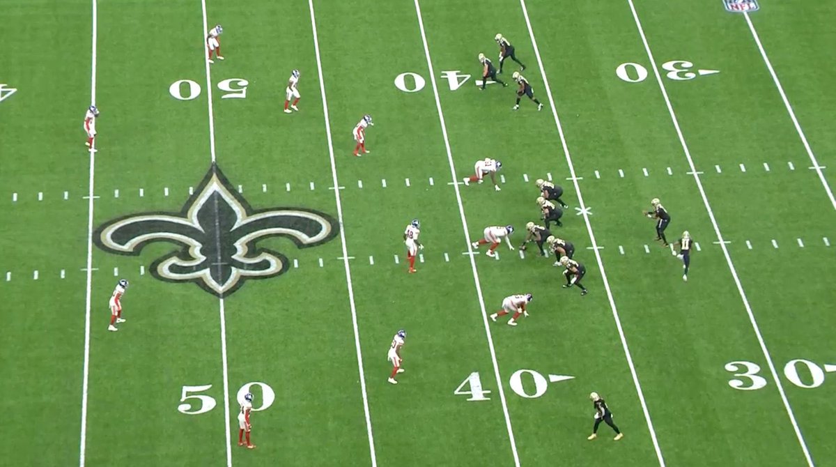 nick_underhill's tweet photo. Did the coach hold him back or did the Giants play those situations a certain way to prevent throws to the sticks? https://t.co/eSi8Un9lIK