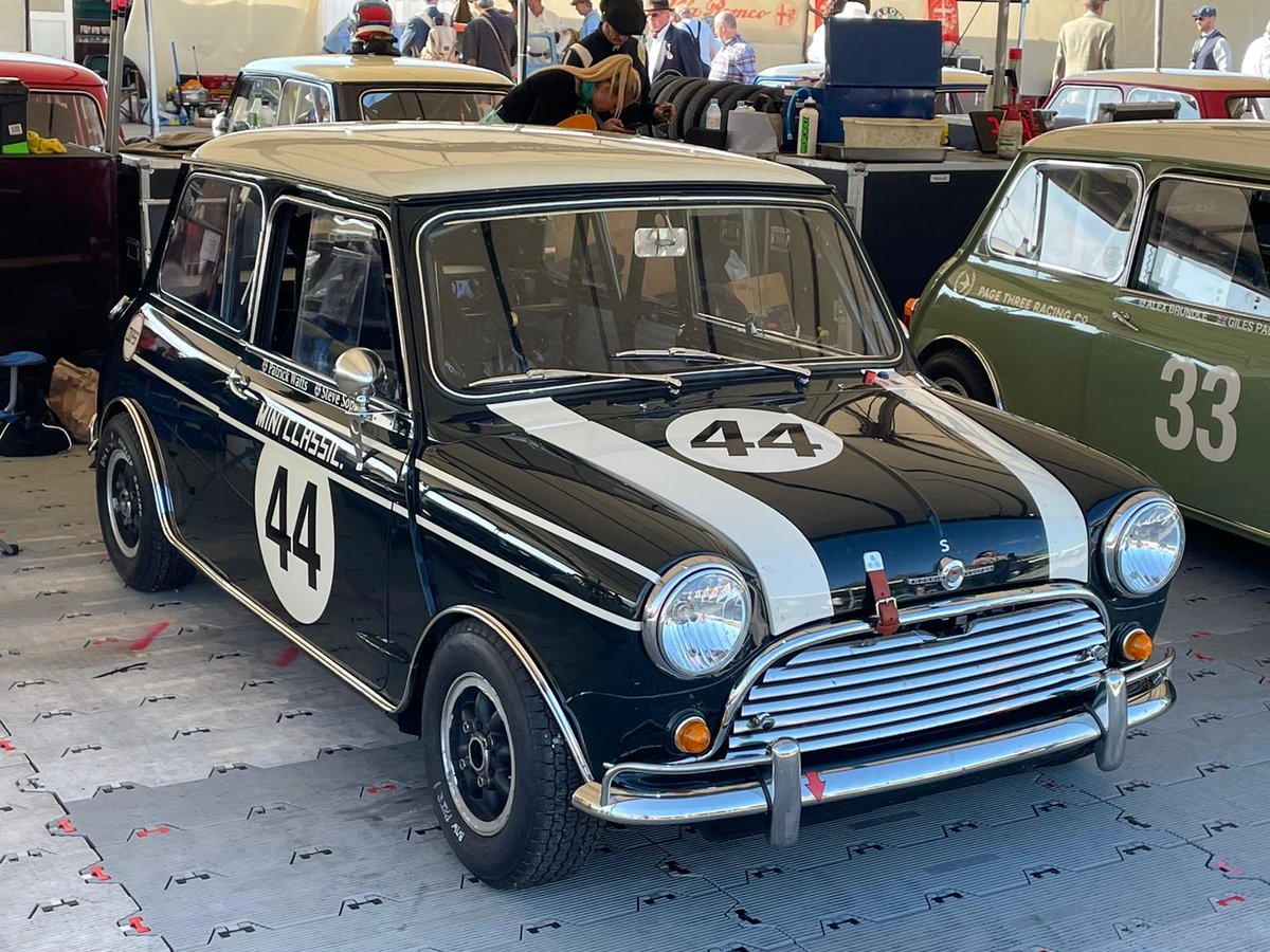 PartridgeMINI's tweet photo. This #throwbackthursday is in celebration of @The Goodwood Revival
Thank you to Ben Pike for taking some fantastic photographs of the #MiniClassic, owned by @BMW Group Classic , which @SoperSteve and Patrick Watts raced in the John Whitmore Trophy. #reviveandthrive #revival21 https://t.co/qwiH8BnQpe