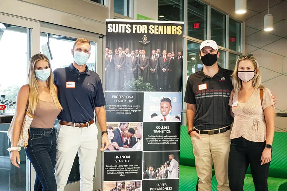 SuitsForSeniors's tweet photo. “If I cannot do great things, I can do small things in a great way.” – Martin Luther King Jr.
#throwbackthursday #tbt #suitsforseniors #mentor #mentorship #fundraiser #findraiser #fundraising #driveshackwpb #driveshack #westpalm #westpalmbeach https://t.co/dtpqBbWpet