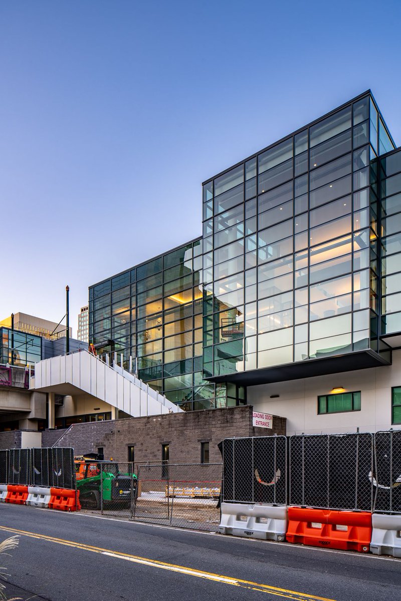 EdisonFoard's tweet photo. #OnSiteUpdate: Check out these great 📸 by @MylesGelbach of the $126.9 million expansion at Charlotte Convention Center that we're working on with @holderconstruct and #RJLeeper.
#BuildingCLT #BuildingTheSoutheast #Charlotte #CLT # #construction https://t.co/zNyBUneG76