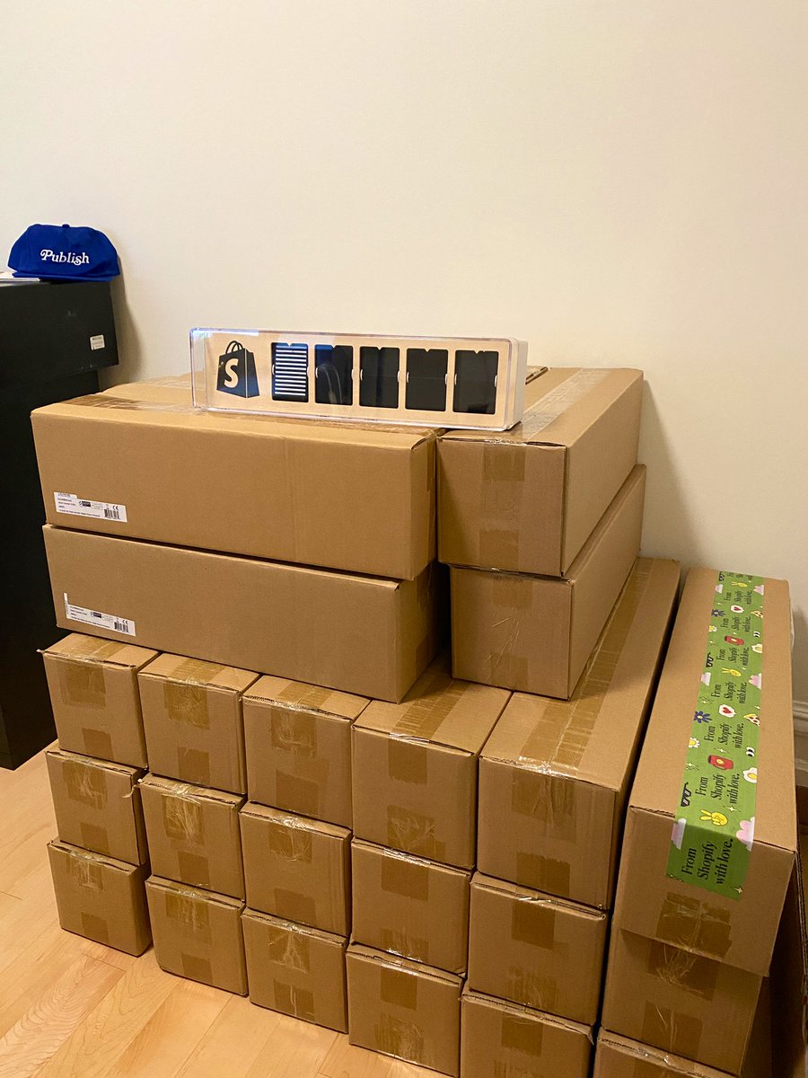 Brennan Loh tweet media