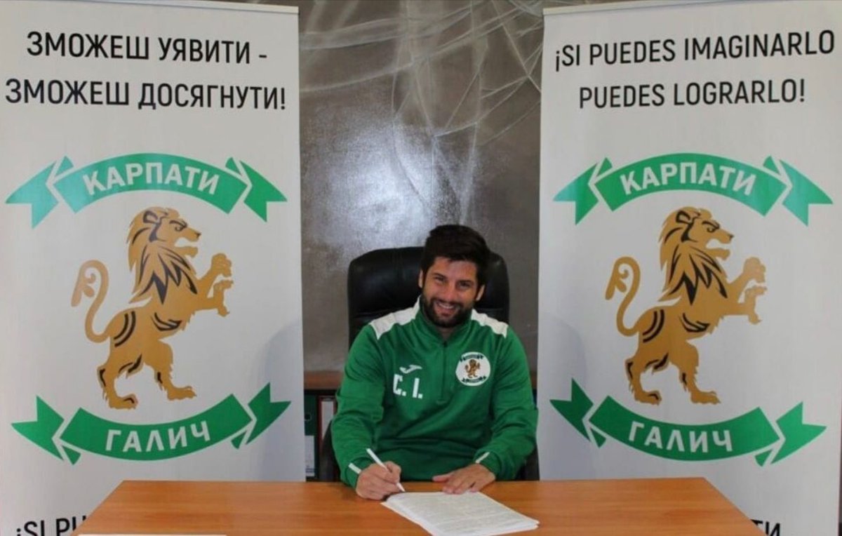 🇺🇦 <a href="/CarlosInarejos/">Carlos Inarejos</a>, profesor de la escuela, arranca una nueva etapa como entrenador del FC Karpaty Halych ucraniano

🙌 El técnico había puesto fin a su relación con el Al-Shabab saudí. ¡Mucha suerte, míster! 

#FamiliaCENTED #PrimeroTú
