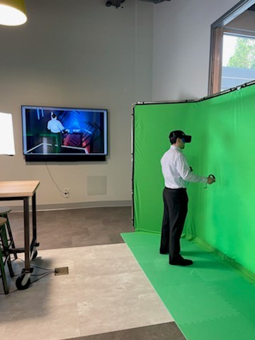 CommCharterAcad's tweet image. Thank you, Rep. @JasonOrtitay, for visiting #CCA&apos;s Waterfront Family Service Center in Homestead and touring the #TechWorksatCCA laboratory. Our #CCAWorks initiative is focused on preparing today&apos;s students for the jobs of tomorrow. #HowSchoolShouldWork