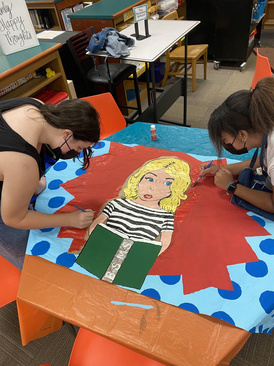 BSMSLibrary's tweet image. I had a library helper start this graphic novel mural in 2019. She never got to finish it. 😢 so happy my helpers this year are completing her masterpiece! #dreamleadachieve @BayShoreSchools @BayShoreMSLrnrs @ChrisKauter