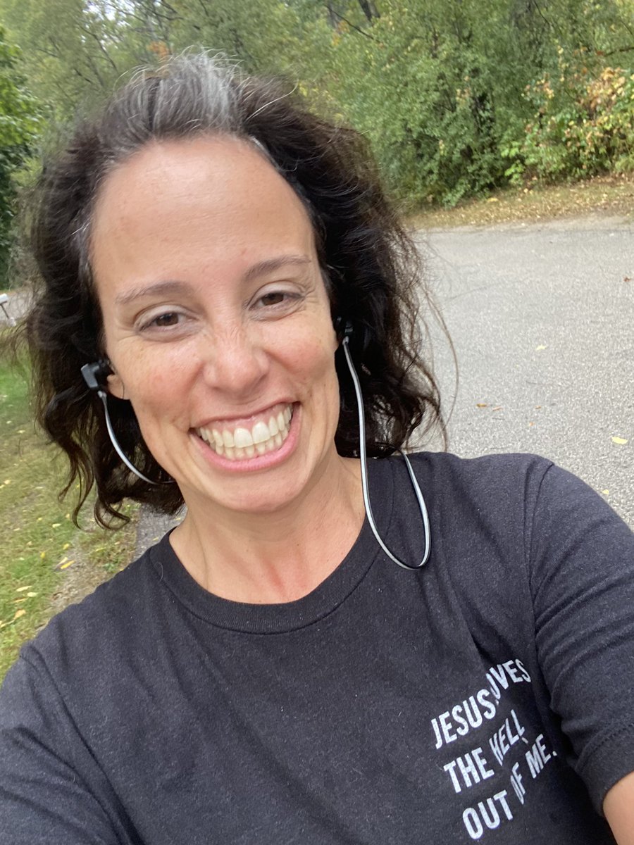 head2toemin's tweet photo. Ran 9 minutes!! God is developing me!! #revwell5k https://t.co/0Ab6oYr2m4