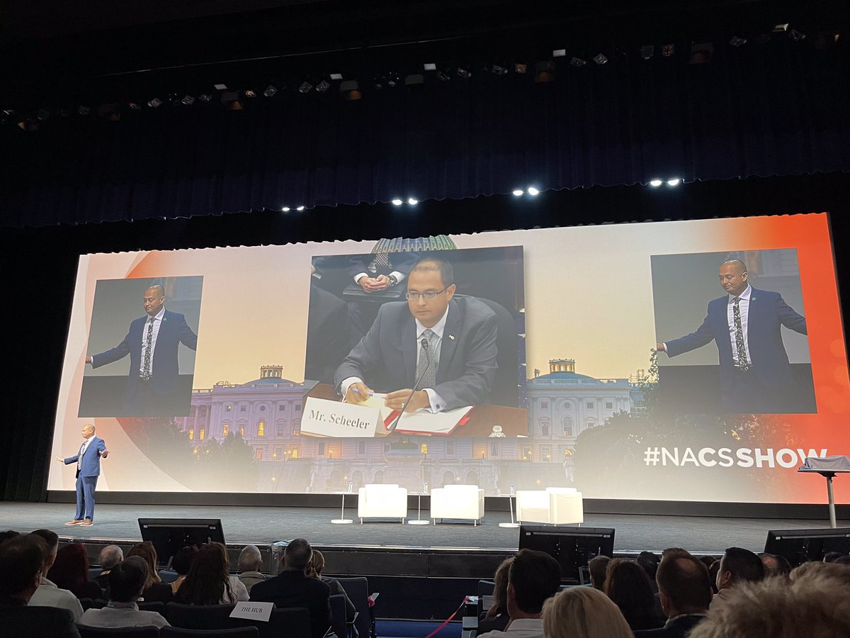 re:#OutdoorEMV - David vs Goliath : 6-store operator vs the Banks and Credit card companies. Jared Scheeler <a href="/HubConvenience/">The Hub Convenience</a> #NACSShow <a href="/NACSonline/">NACS</a>