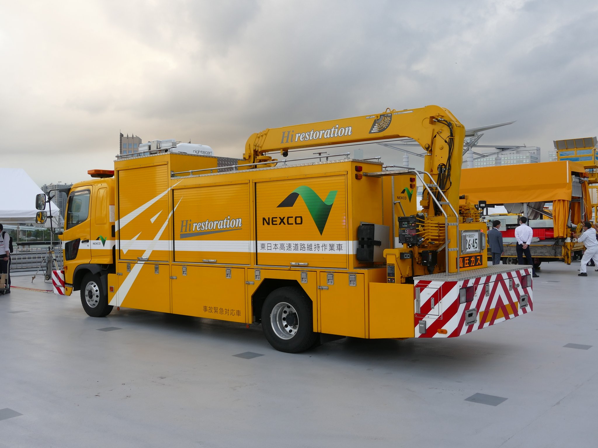 Ｗ☆新品☆ブーブ☆ＶＳ０５☆日産エクストレイル～ＮＥＸＣＯ東日本道路維持作業車 Amazon | VooV(ブーブ) VS05 日産 エクストレイル ~ NEXCO東日本