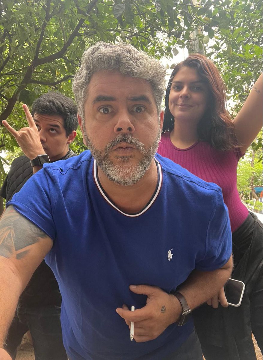 ¡Hasta las 09:00hs, <a href="/hakembonews/">HKBO 9 Años</a> #Express sonando fuerte en la mañana de la 95.5FM #RockandPop! 🎙️⚡🎧

Whatsapp 0984955000 📲

Escucha desde dónde estés en rockandpop.com.py 🌍