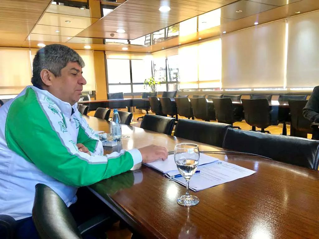 cgt_camioneros's tweet photo. ๐ # ITF
El Vicepresidente a nivel Mundial de @ITFglobalunion @PabloHMoyano, participa del Zoom junto a todos Vicepresidentes y Presidentes del Mundo que integran #ITF y del cual participa #JamesHoffa, Presidente General de la Hermandad Internacional de Camioneros. @Teamsters https://t.co/Vo4gRcNMuQ